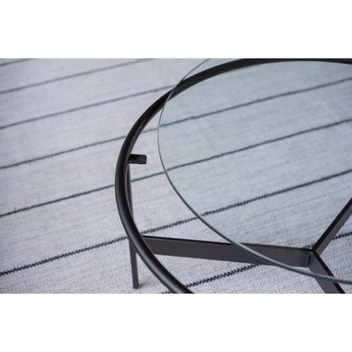 ラウンドガラステーブルL HIT-241