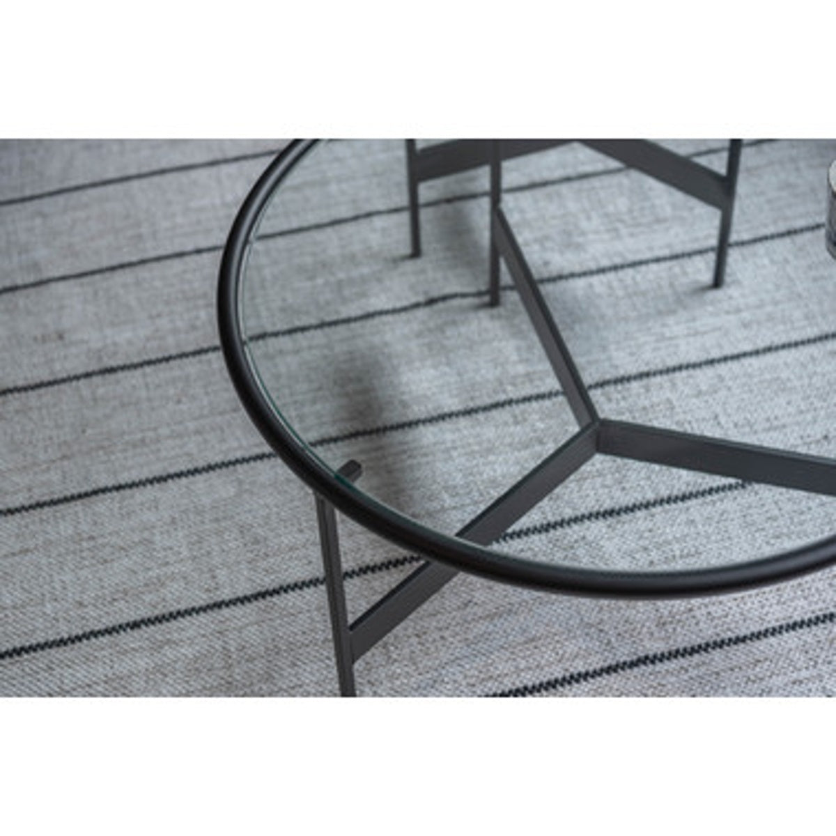 ラウンドガラステーブルL HIT-241